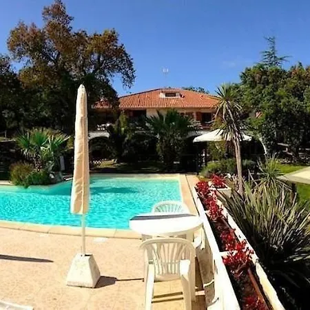 Schoenes In Capiglia Marittimma Holiday home Campiglia Marittima
