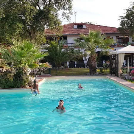 Schoenes In Capiglia Marittimma Holiday home *